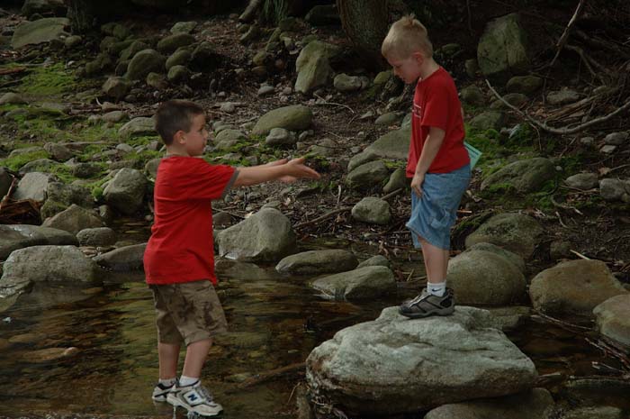 0339_Andrew n Gregory