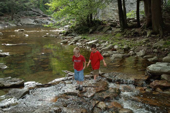 0340_Andrew n Gregory
