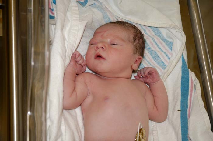 2005-05-22_0009_Birth of Cara