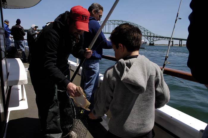 2005-05-13_0039_Fishing