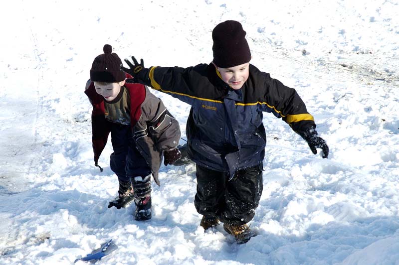 2005-03-12_0111_Snow Sleding