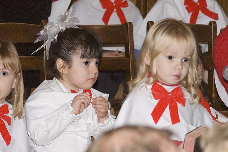 2005-12-16_0012_Keren Christmas