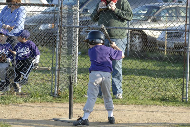 2006-04-27_0038_D200_Gregory Tball