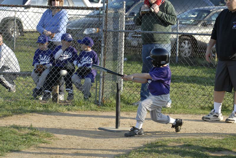 2006-04-27_0040_D200_Gregory Tball