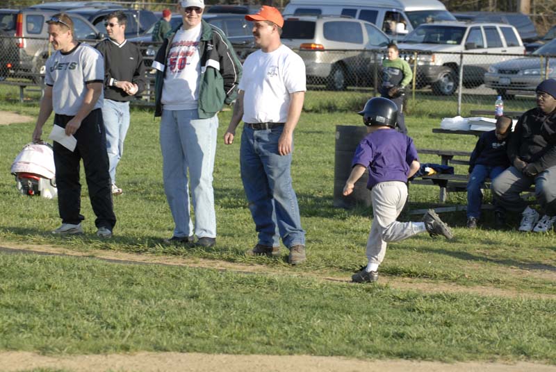 2006-04-27_0042_D200_Gregory Tball