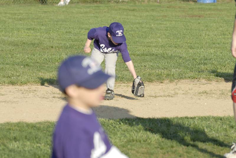 2006-04-27_0065_D200_Gregory Tball