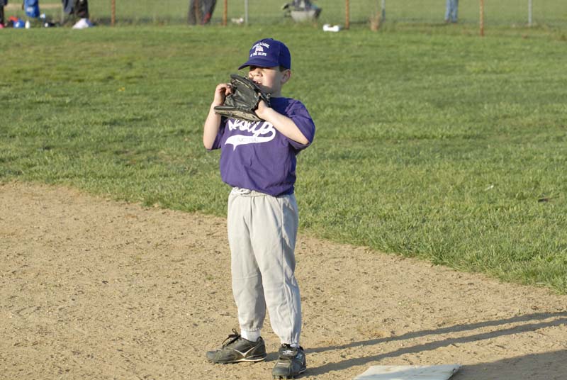 2006-04-27_0082_D200_Gregory Tball