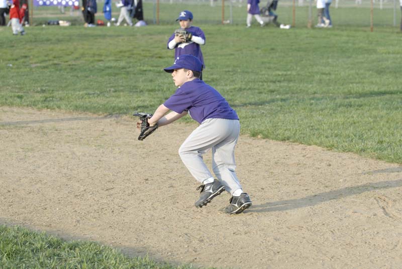 2006-04-27_0086_D200_Gregory Tball