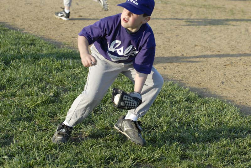 2006-04-27_0091_D200_Gregory Tball