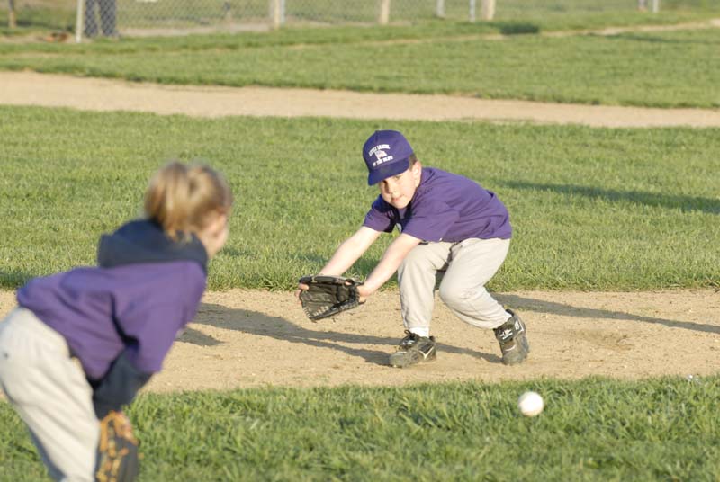 2006-04-27_0129_D200_Gregory Tball