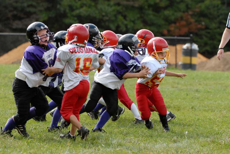 0019_D200_Gregory Football