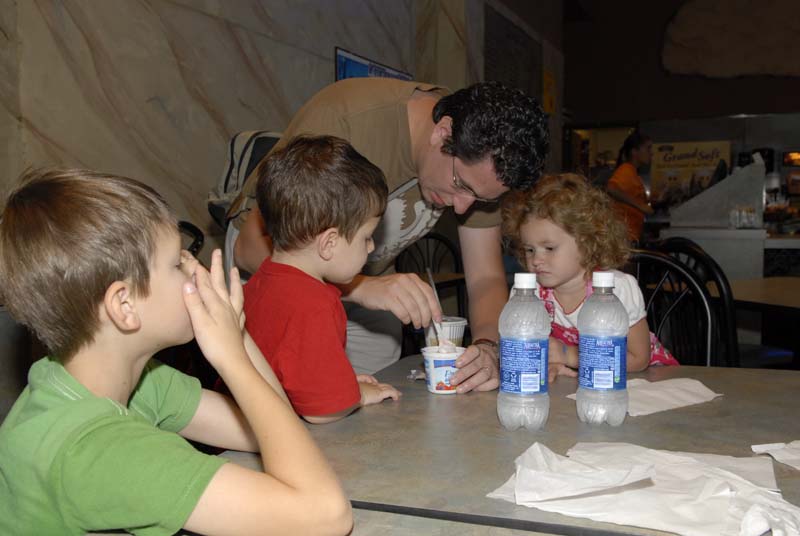 2007-06-11_0114_Glen Aquarium